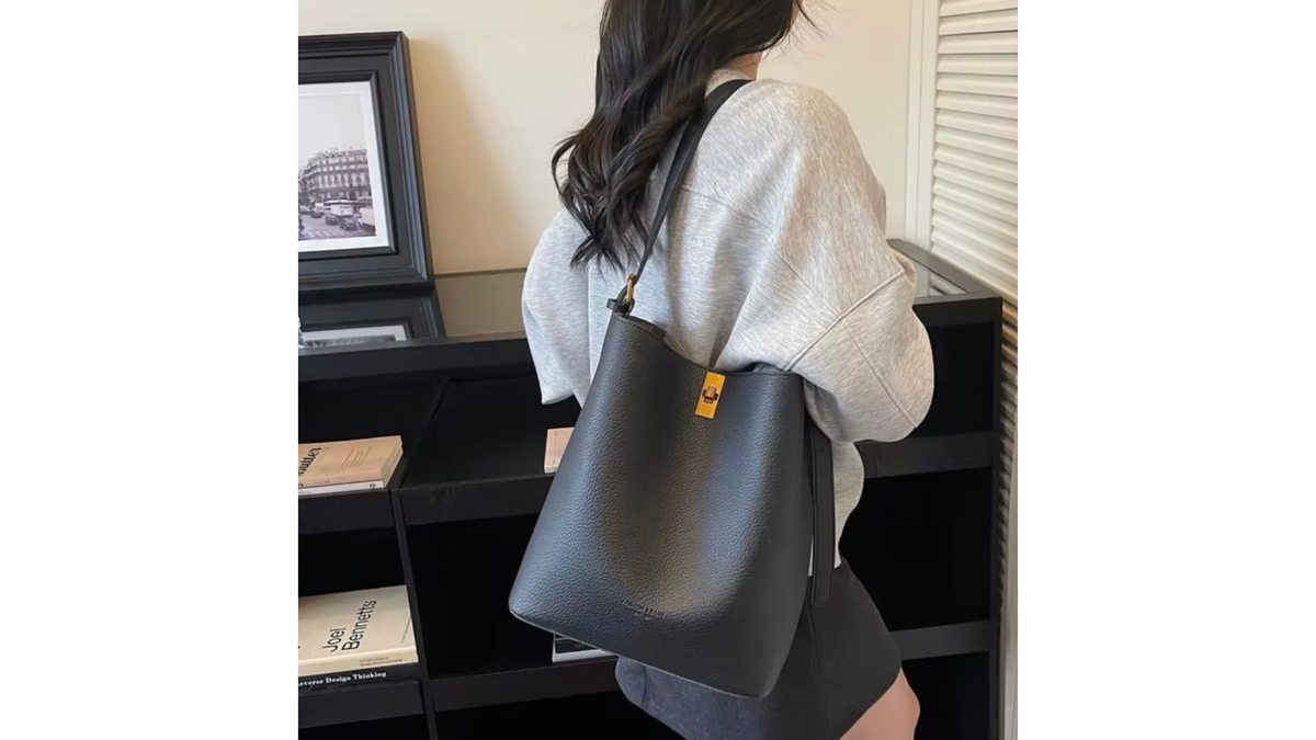 BERKS CO. Everyday Tote | A Little Black Pepper